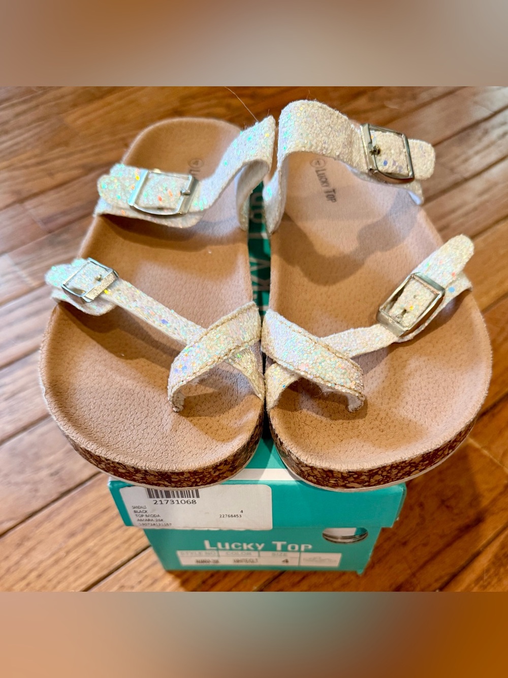 Lucky Top Amara-26K White Glitter Sandals Girls Size 4 | EUC | Nordstrom